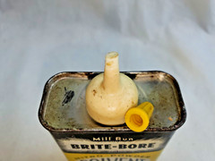 Vintage MILL RUN BRITE-BORE NITRO POWDER SOLVENT Oiler Gun Cleaning