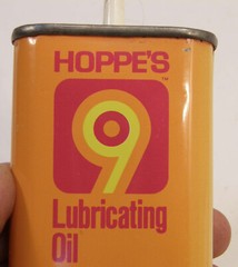 HOPPE’S No 9 LUBRICATING OIL OILER TIN 1/2 FULL APPROXIMATELY 1.5 FLUID OUNCES