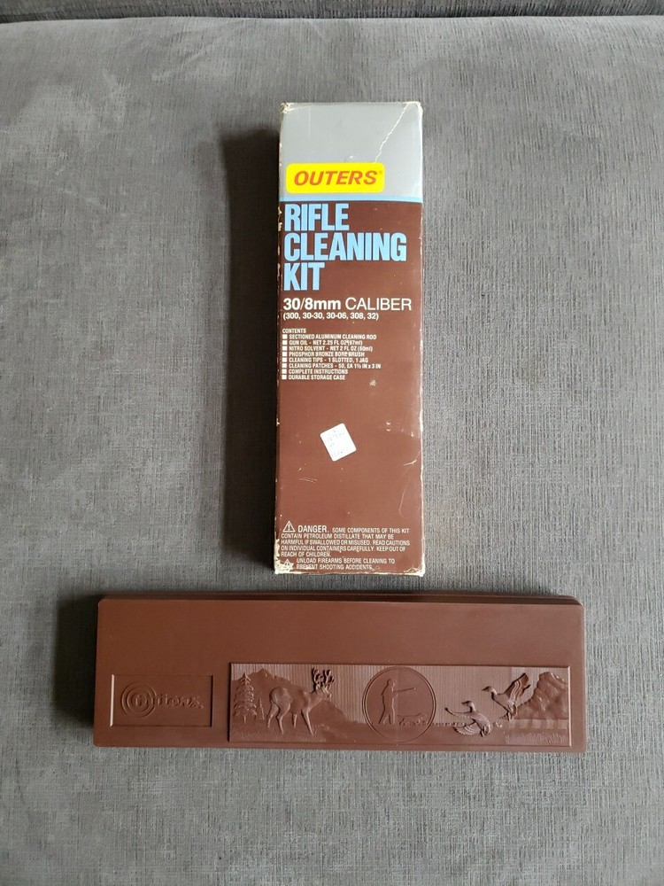 Vtg Outers Rifle Cleaning Kit- 30/8mm Caliber (300, 30-30, 30-06, 308, 32)