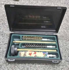 44-45 Caliber Pistol Cleaning Kit, Up To 7″ Barrel. Bx8