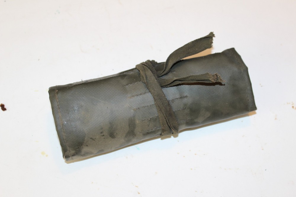 Swiss Army .30 to .50 Cal Rifle Gun Cleaning Kit Case #Y32