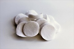 .177 CALIBER/4MM DRY, ROUND 7/8″ COTTON CLEANING PATCHES QTY. 100 / EMSS1017