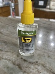 Remington 26617 Rem Oil Liquid Firearm Lubricant / Gun Lube 1 oz. Squeeze Bottle