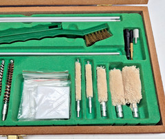 Remington Universal Gun Cleaning Kit with Presentation Box Used