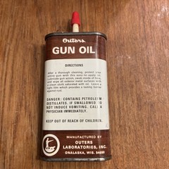 VINTAGE Outers Gun Oil 445A 3oz