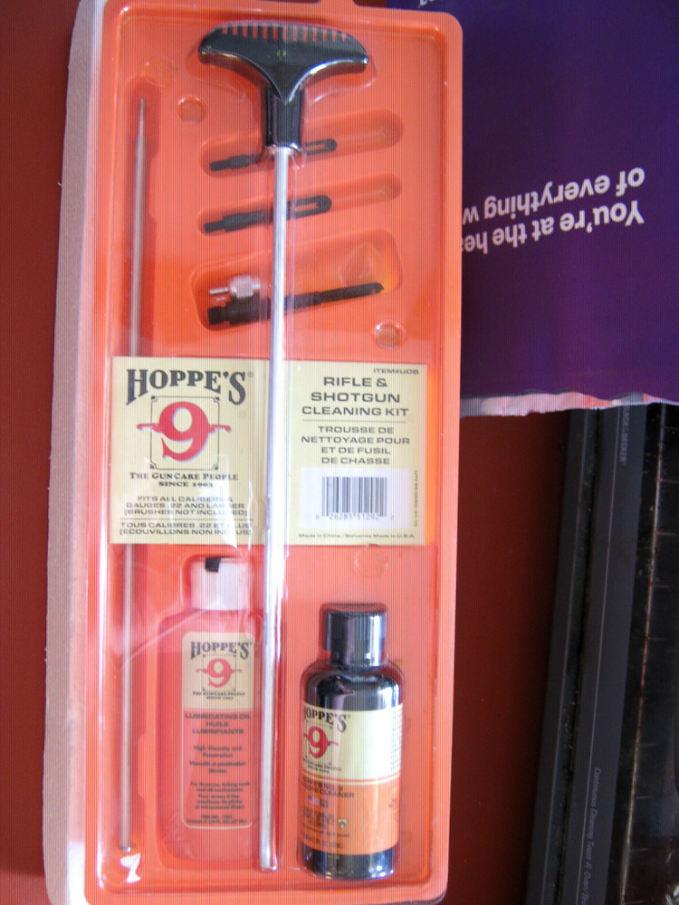 New HOPPES N0. 9 SHOTGUN & RIFLE CLEANING KIT with 2 Rods