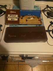 VINTAGE OUTERS GUN CLEANING KIT DEER DUCKS HUNTING PLASTIC CASE