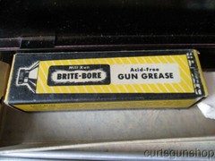 VINTAGE MILL RUN BRITE-BORE RIFLE CLEANING KIT