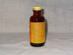 Vintage Hoppe’s Nitro Powder Solvent #9, 2 fl oz bottle, Empty