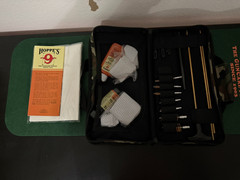 Hoppe’s No. 9 Essential Gun Cleaning Kit Pistol Rifle Shotgun Camo Bag & Felt