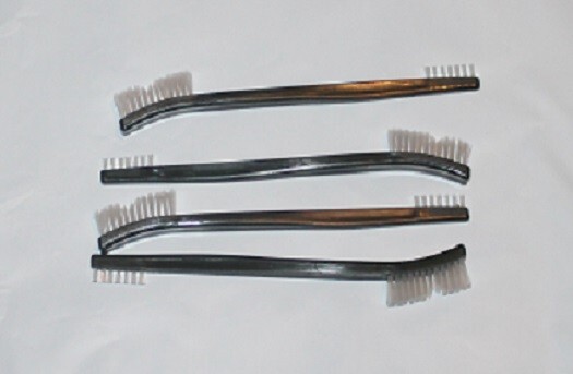 Lot of 20 7″ Double Ended Gun Cleaning Brushes Plastic Handle – Nylon Bristles