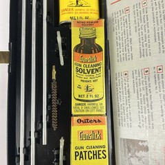 Vintage Outers Rifle Cleaning Kit #477 .22 Cal Pre Owned Good Condition