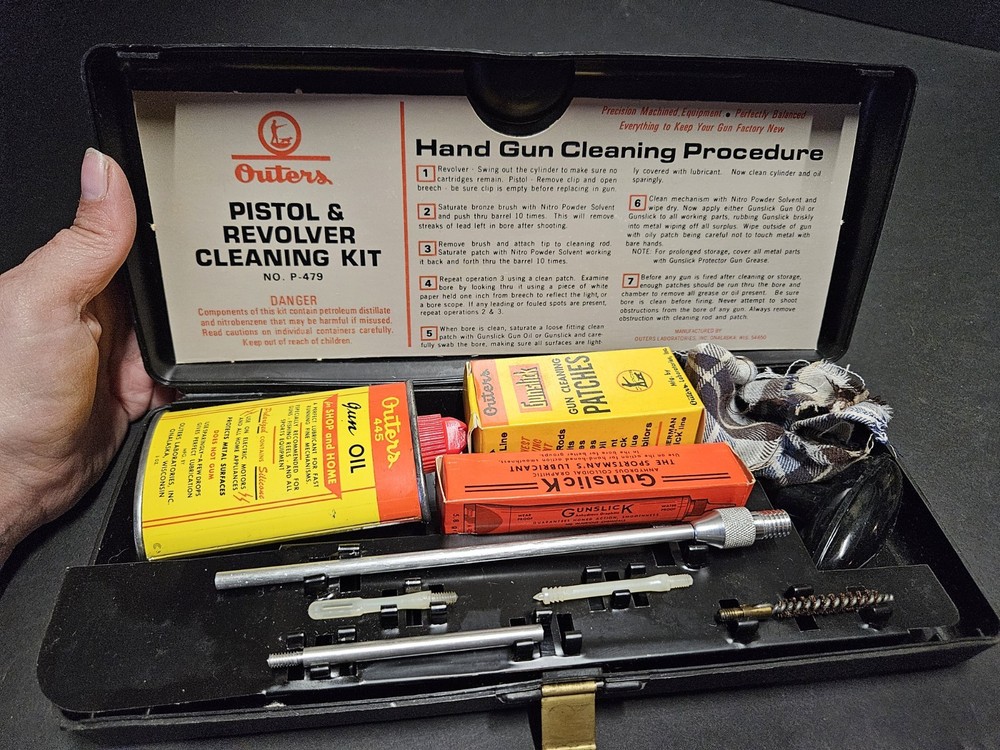 Vintage Outers Gunslick Revolver Kit .22 Caliber Pistol Cleaning Lightly Used