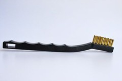 BRASS BRISTLED UTILITY BRUSH / EMSS1232