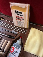 KLEEN BORE VINTAGE 1960 DELUXE GUN CLEANING KIT~NO BAR CODES~ UNUSED~MADE IN USA