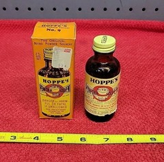 Vintage Hoppe’s No. 9 Gun Cleaning Solvent Bottle Box Glass Bottle