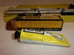 Vintage Mill Run Products Co. Brite-Bore Deluxe Gun Cleaning Kit With Gun Oil,