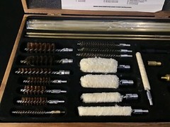 Vintage Gunmaster Universal Gun Cleaning Kit Model UGC 76W