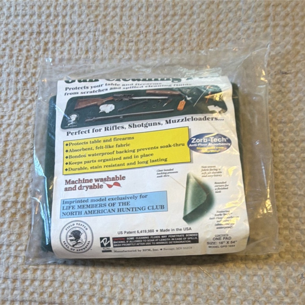 Zorb-Tech Absorbent Waterproof Gun Cleaning Pad Mat 16×54 Green GPG 1654