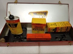 Vintage Outers Gunslick Rifle Gun Kit 13.5″ Long 4.5″ H Empty Cases Display Only