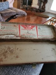 Vintage Red Rusty Metal Tin OUTERS GUNSLICK RIFLE KIT 22 cal. Tin Only No. 477