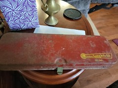 Vintage Red Rusty Metal Tin OUTERS GUNSLICK RIFLE KIT 22 cal. Tin Only No. 477