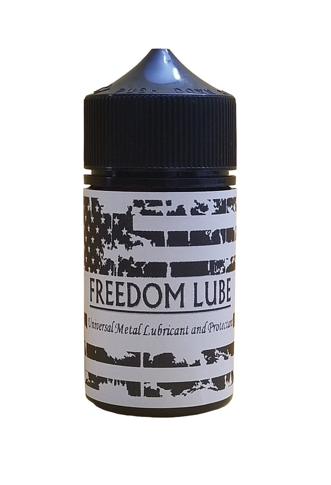 Universal metal lubricant and cleaner. General home use metal lubricant. 2.5 oz