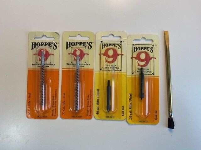 Lot of 5 Hoppe’s Brushes, Knob Ends and Brass Screw Driver Brush Combo