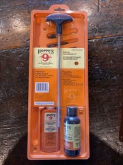 Hoppe’s Pistol Cleaning Kit .44/.45 Caliber 410 Gauge Clamshell PC045B