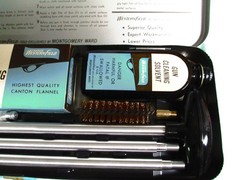 NEW/UNUSED WARDS WESTERN FIELD SHOTGUN CLEANING KIT 20-28GA COMPLETE