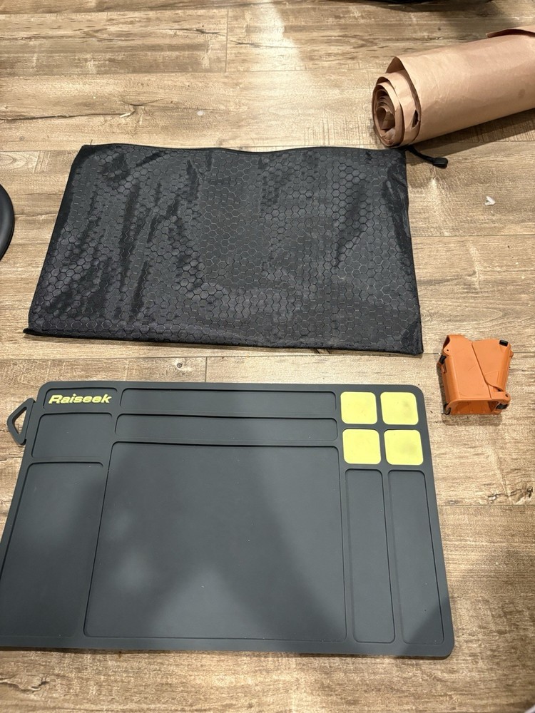 Gun Cleaning Mat, Anti-Slip Rubber Pistol Mat, 15.9″ x 9.8″ Pistol Cleaning Pad