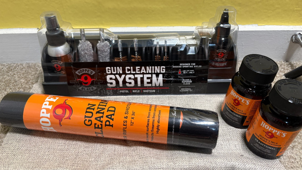 Hoppes 9 Gun Cleaning Kit-Brand New- Rifle/Pistol