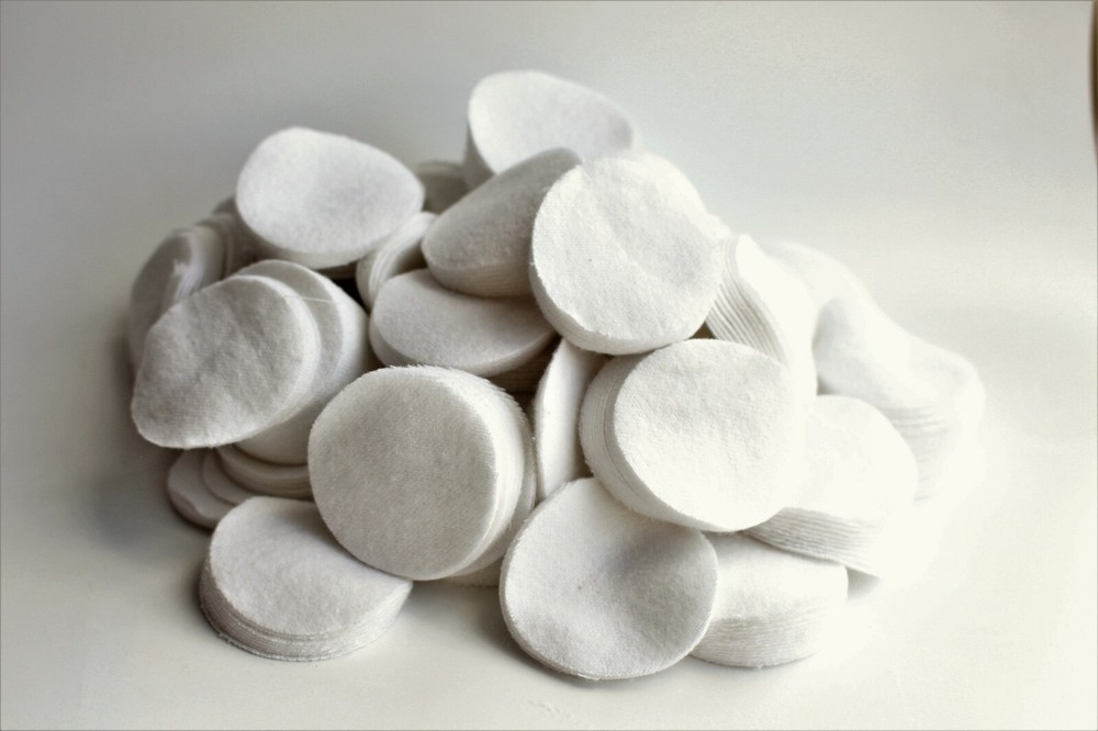 .270-35 CAL/6-7MM DRY 1 3/4″ COTTON ROUND CLEANING PATCHES QTY. 1000 / EMSS1010T