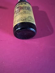 Vintage Hoppe’s Powder Solvent No. 9, 2 oz Glass Bottle