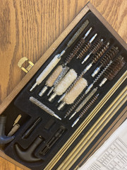 Handgun Rifle Gun Cleaning Kit Set Maintenance Supplies Assorted Calibers Wood C