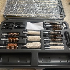 Outers gun cleaning kit- 32 piece universal hard case kit