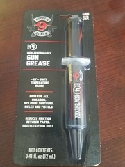 Hoppe’s Black Gun Grease Synthetic Polymer Formula 12cc Syringe # HBGG New