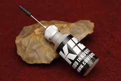 Needle Nose Oiler for tight spots or minimal application of oil