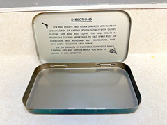 Vintage ~ Outers ~ Silicone Gun & Reel Cloth ~ Tin Case ~ USA Hunting Shooting