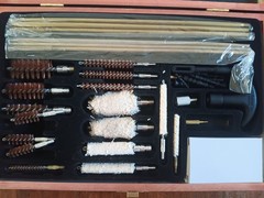 Gunmaster 42 Piece Deluxe Universal Cleaning Kit Wood Case Winchester univers