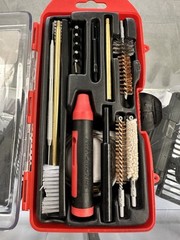 WINCHESTER MINI-PULL MODERN GUN CLEANING KIT – 17 PIECE – 308 /7.62