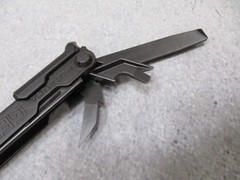 OTIS/GERBER 5.56/.223 GUN CLEANING KIT CENTER DRIVE MULTI-TOOL PLIERS MAGLITE