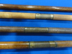 VINTAGE SHOTGUN WOOD CLEANING RODS (4 TOTAL) BRASS CONNECTORS AND ACCESSORIES