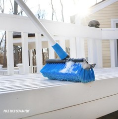 Versatile Bi-Level Wash Brush for Safe Cleaning of Boats and Delicate Surfaces
