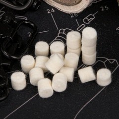 100-Pack Wool Felt Gun & Chamber Cleaning Pellets for Firearm Maintenance