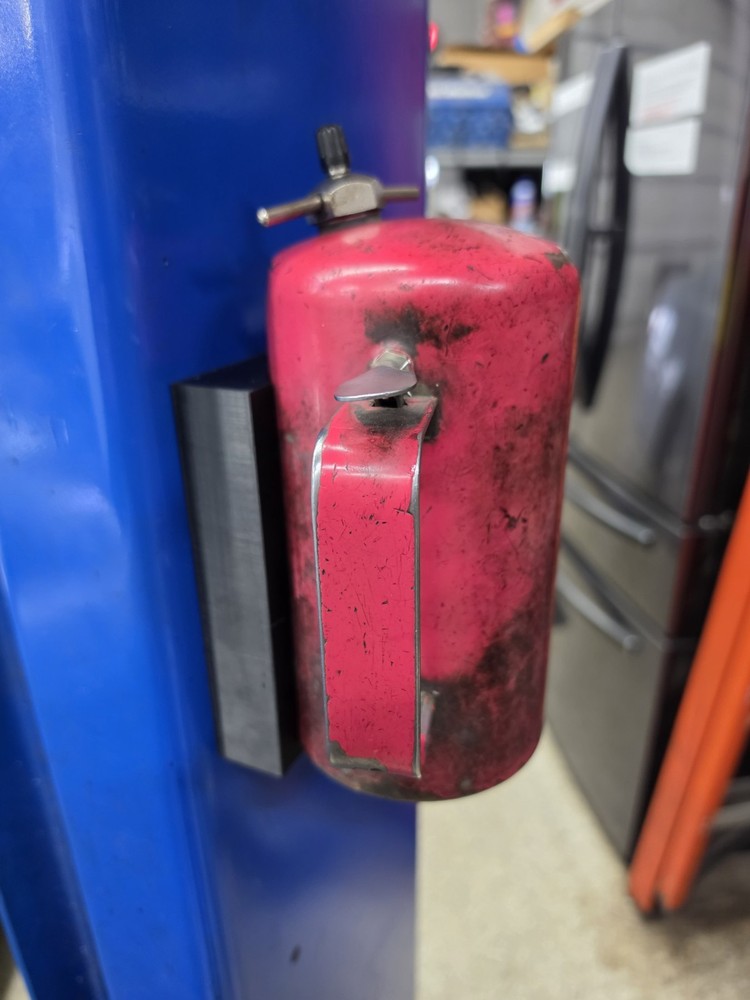 Sure Shot Sprayer Magnetic Mount