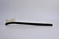 DOUBLE ENDED NYLON UTILITY BRUSH / EMSS1233