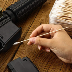 Gun Cleaning Tips Cotton Grease Oil Cleaner Rifle Pistol Weapon Wood Swabs 300pc
