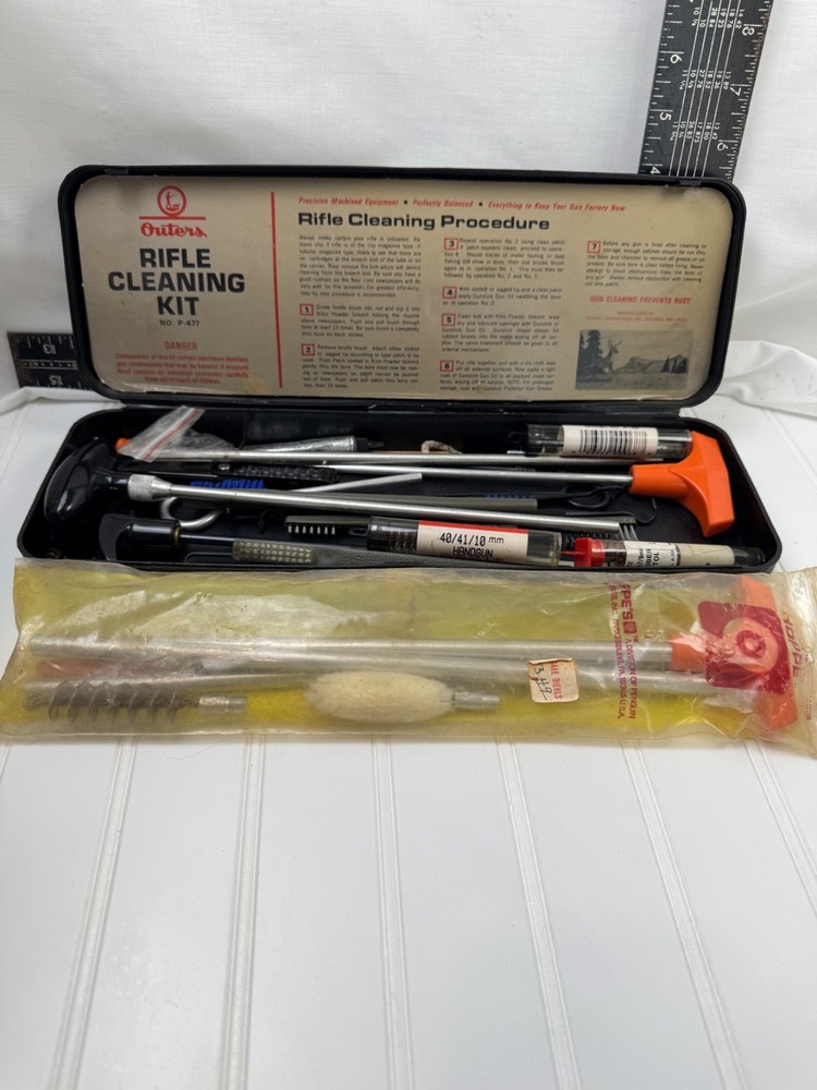 Outers Rifle Gun Cleaning Kit CAL No. 477 Vintage