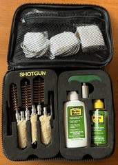 NEW! Remington Universal Fast Snap Gun Cleaning Kit w/ Green Case